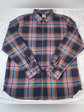 The North Face Men’s XL Plaid Flannel Shirt Long Sleeve Outdoor Button Down
